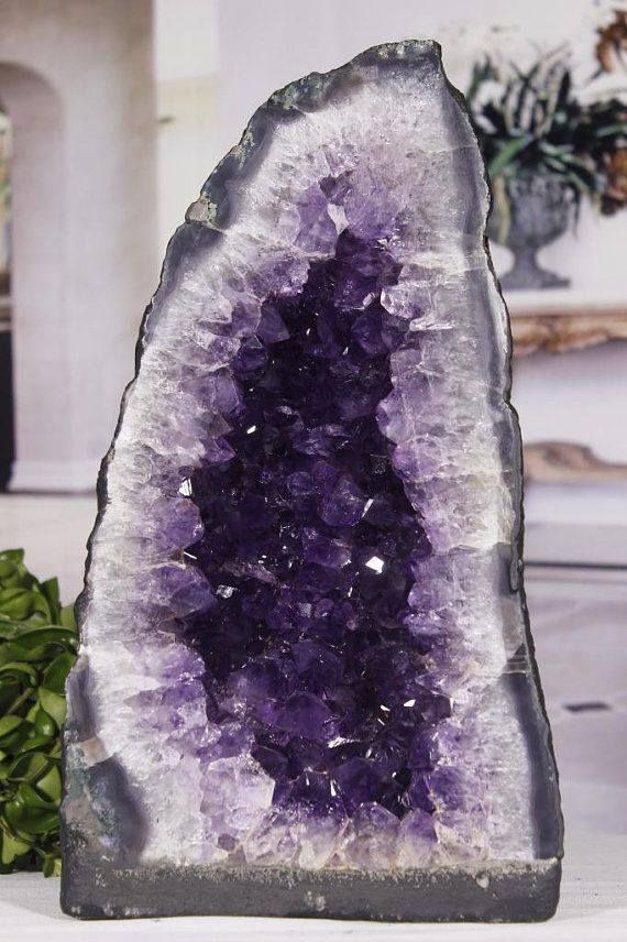 Unlock Your Dreams: Harnessing the Magic of Amethyst for Manifestation
